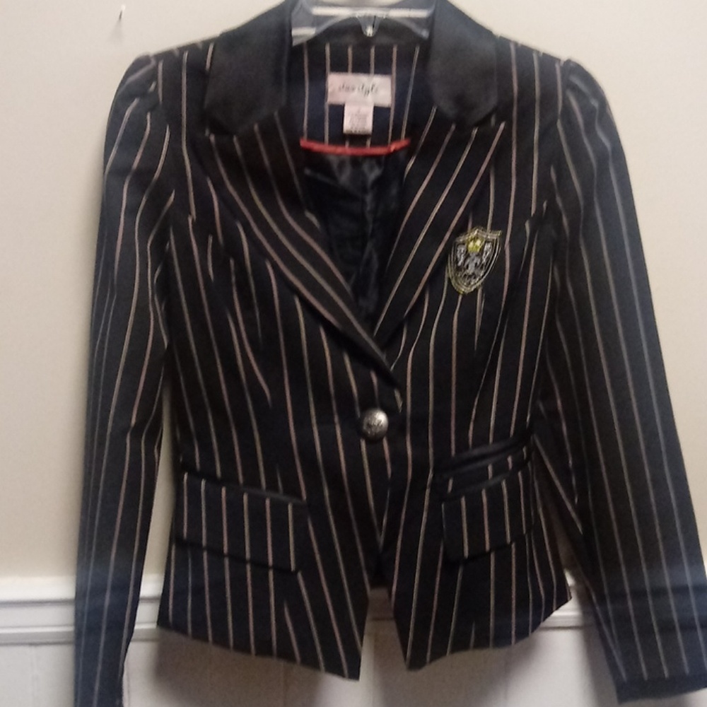 Jacket - Picture 2 of 3